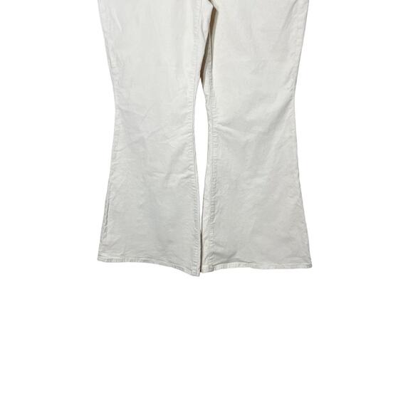 AMERICAN EAGLE Womens Size 16 Light Beige‎ High-Waisted Corduroy Festival Flare - Picture 3 of 10